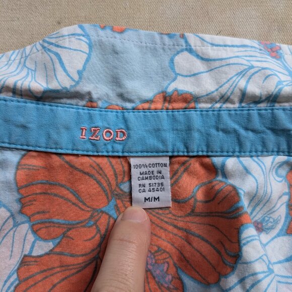 Izod Hawaiian Floral Print Button Down Top - Picture 5 of 5